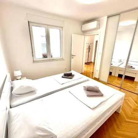 Alma Apartment *