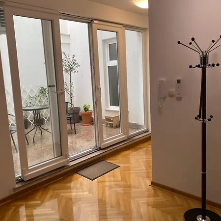 Alma Apartment